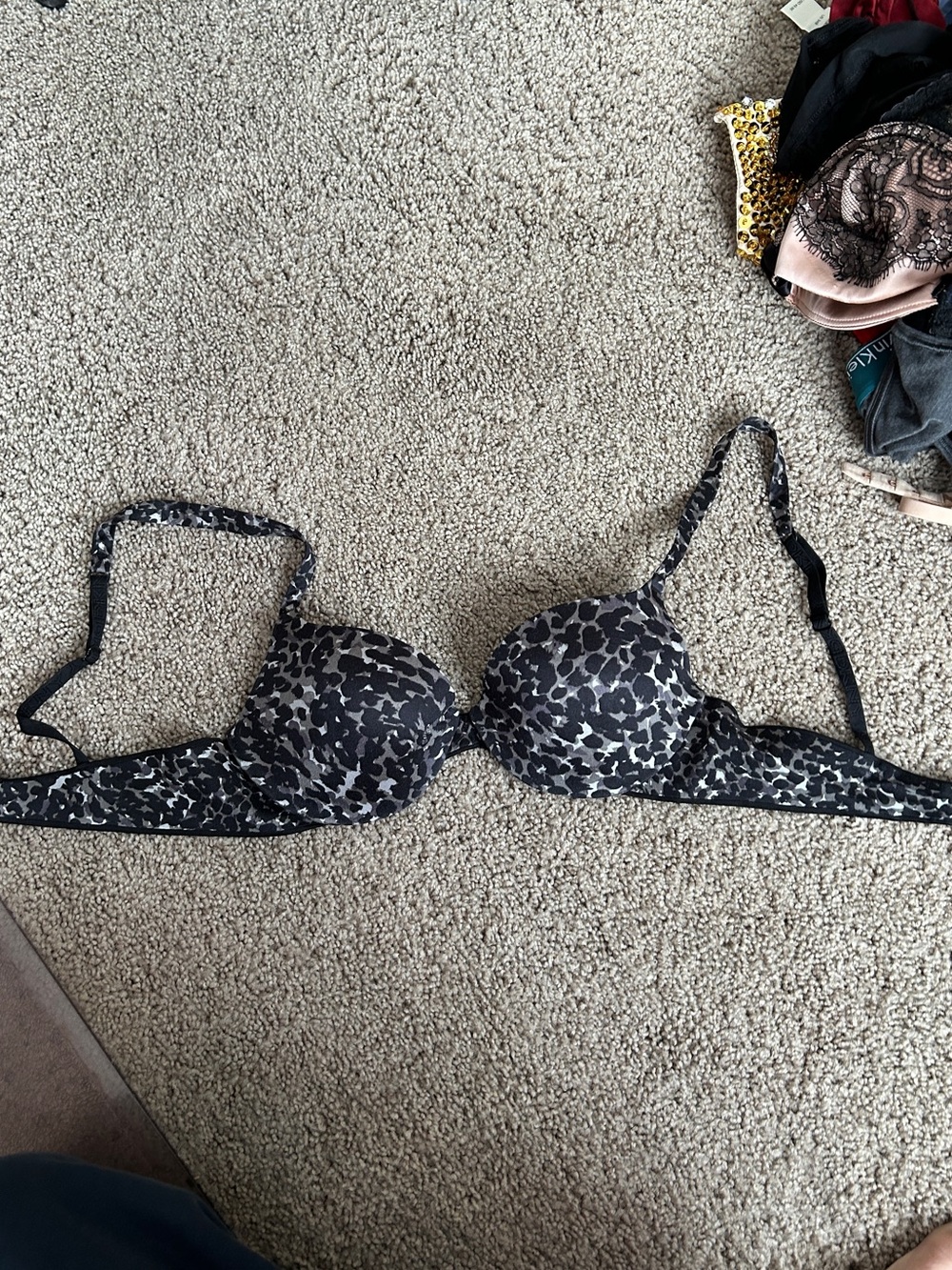 DKNY grey and black leopard bra
